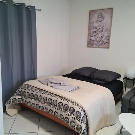 T1 Hyper Centre Saint-louis 